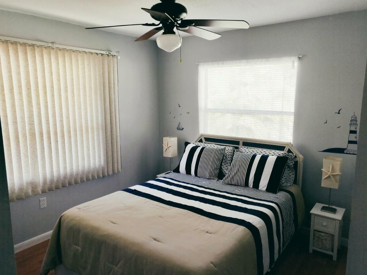Manatee River Cottage In Historical Oldtown, Sleeps Up To 7 People Palmetto Esterno foto